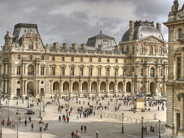 Museu do Louvre