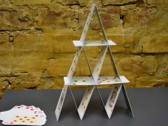 castelo de cartas