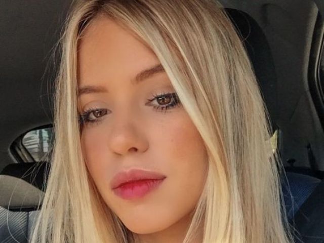 A barbie tá diferente.