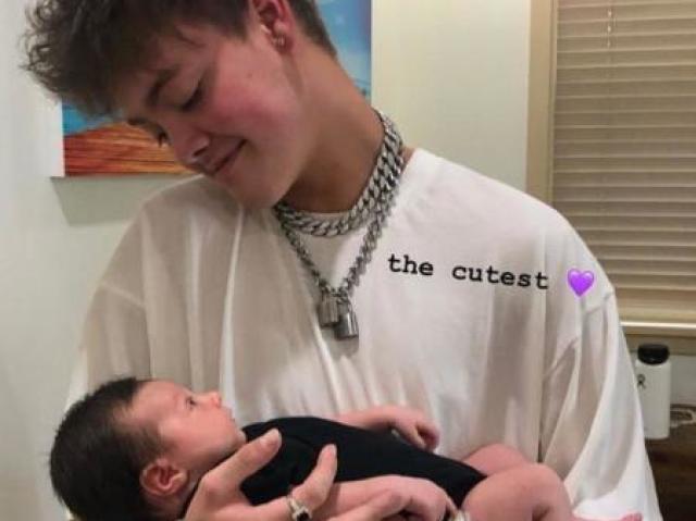 Lavander, Zach Herron