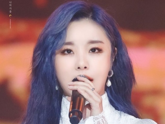 Wheein (Mamamoo)