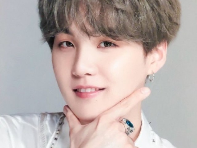 Suga (Yoongi)