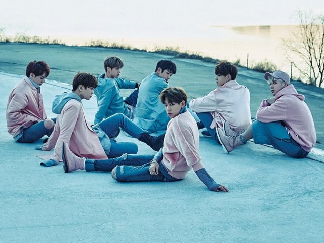 Monte o seu dia perfeito na praia e descubra qual menino do GOT7 iria com você!