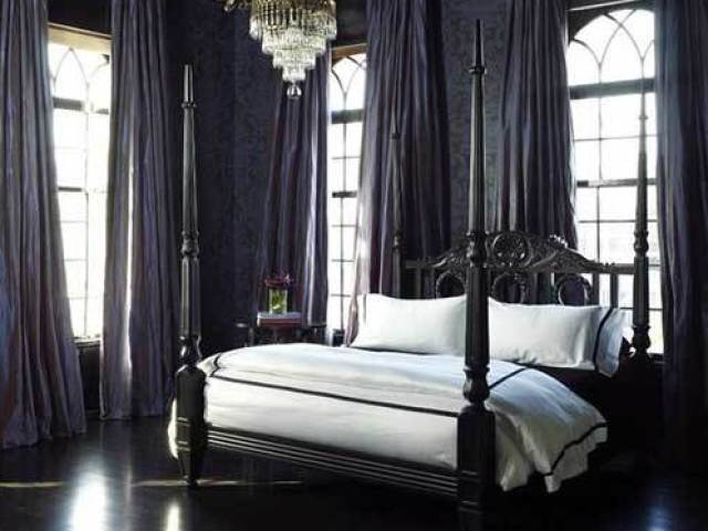 Quarto Black escuro e casual