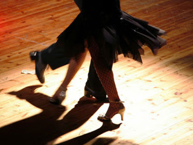 Que dança combina mais consigo?