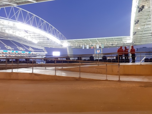 Ver jogo no estádio