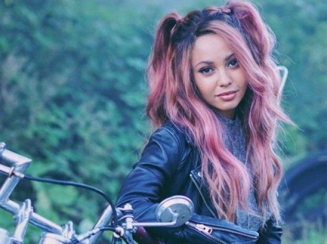 Toni Topaz