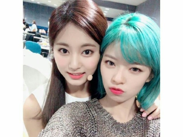 Tzuyu/Jeongyun