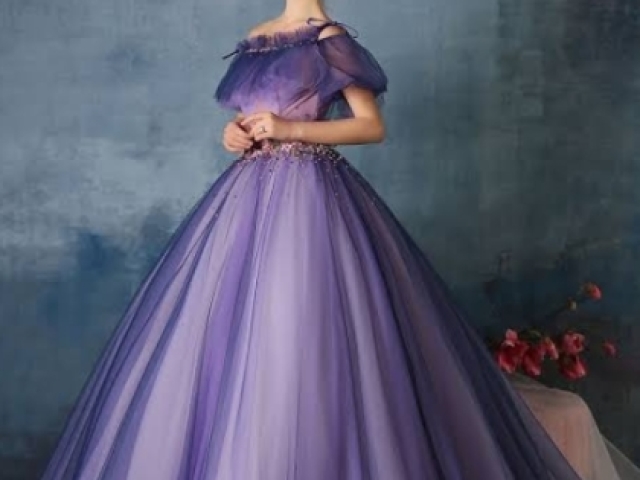 👗Vestido roxo estilo princesa👗