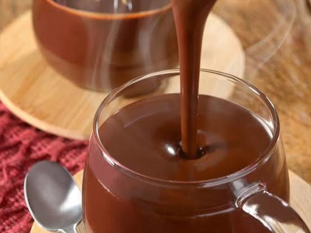 Chocolate quente com ganache