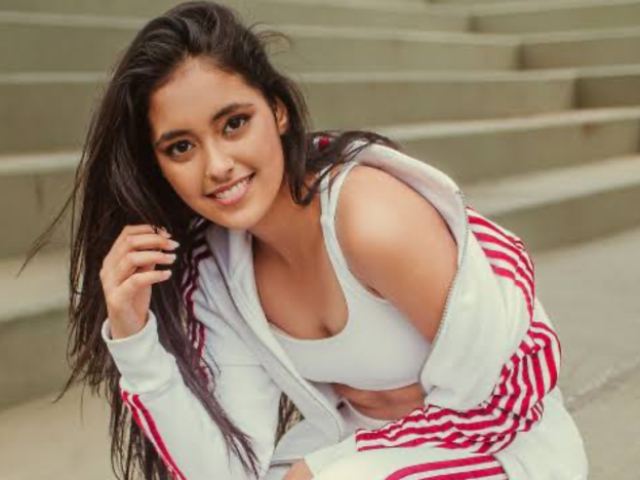Shivani💕