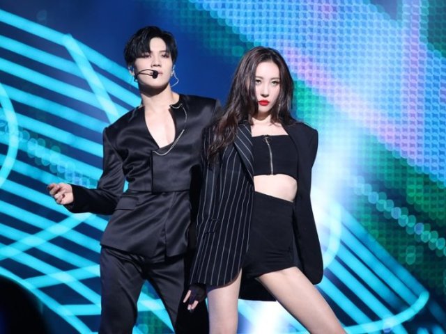 SUNMI e Taemin Gashina Mama 2017