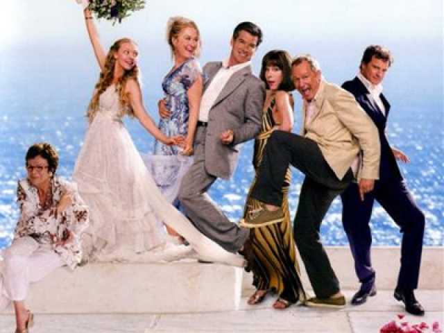 MAMMA MIA

Um casamento mais maluco e dramático do mundo. Você vai rir, chorar, nem vai ver o tempo passar (melhor filme)