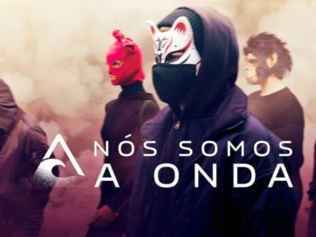 NÓS SOMOS A ONDA
revolução, estratégia, política de um jeito fácil de acompanhar com ótimos personagens