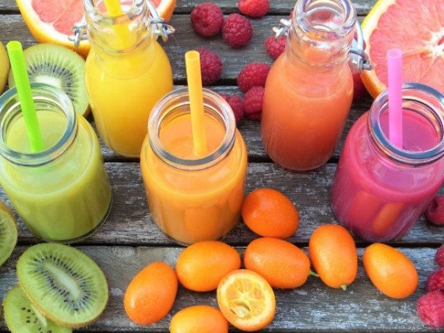 Suco, é uma delicia e ainda por cima é saudável pode colocar dentro do carinho