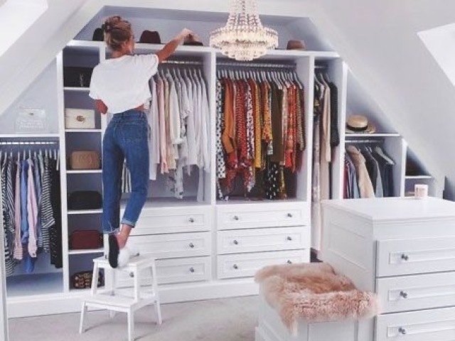 Muito fofo! Um cômodo apenas para o closet, lindo e organizado