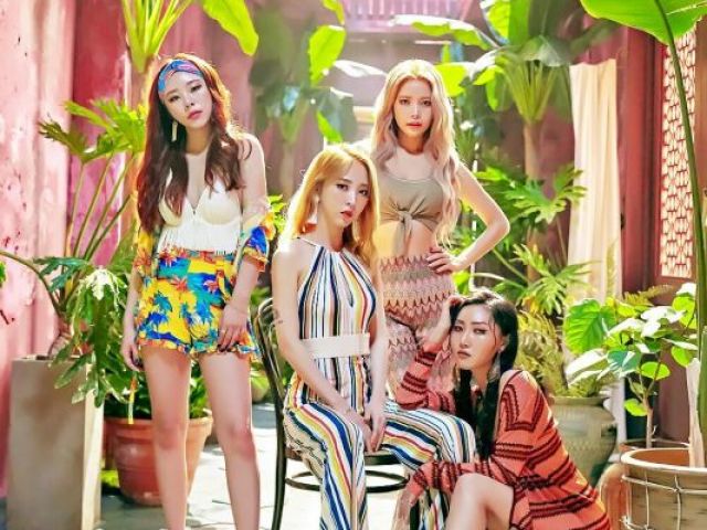 Monte a sua festa na piscina e descubra quem do Mamamoo iria!