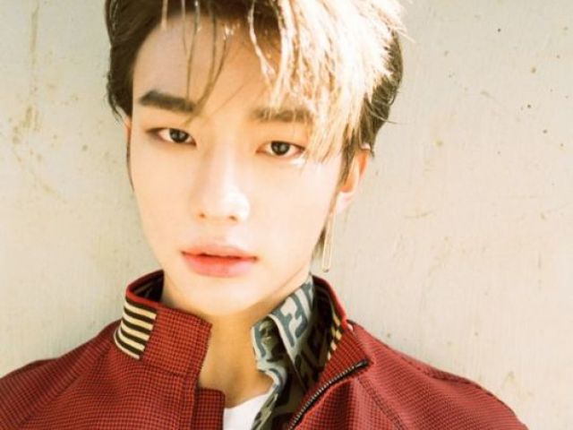 Hyunjin * STRAY KIDS*