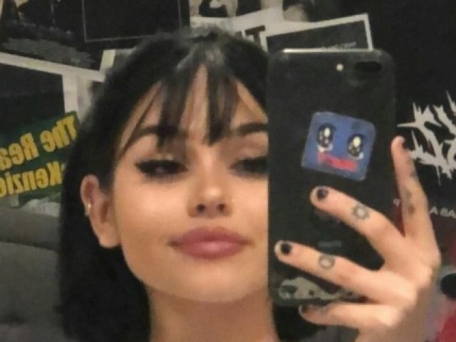 E-girl