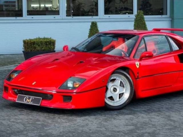 FERRARI F40