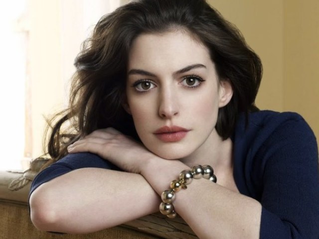 Anne Hathaway