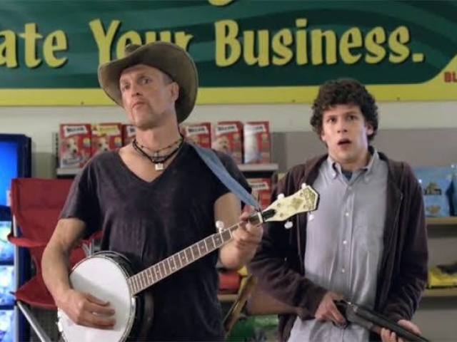 Vou ir à shoppings, supermercados e farmácias!
Lá devem ter bastante estoque.