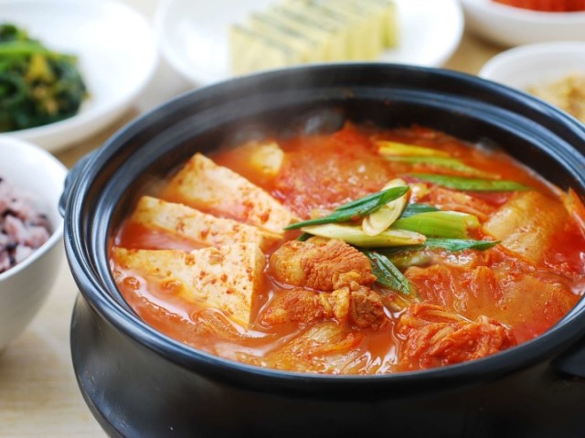 Kimchi Jjigae