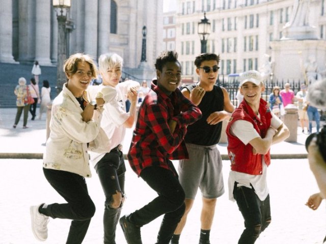 Qual menino do Now United você namoraria?