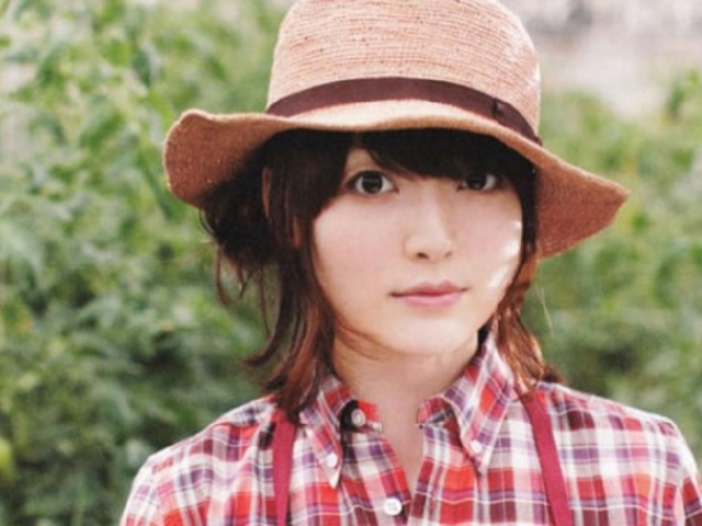 Kana Hanazawa