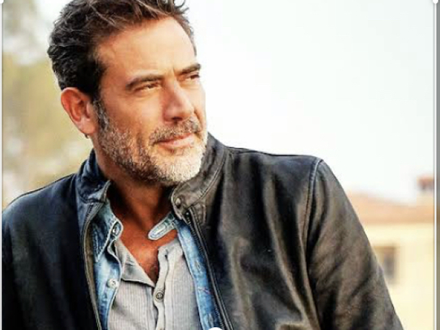 Jeffrey Dean Morgan