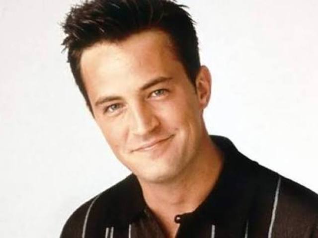 3, porque eu amo o Chandler Bing.