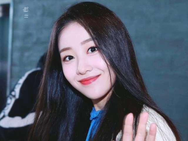 Yves
Loona