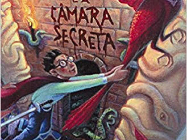 Câmera secreta (o segundo) por que é quando somos apresentados a família Weasley, que eu tanto amo, de verdade... Como sua incrível casa, Gina, Carlinhos...