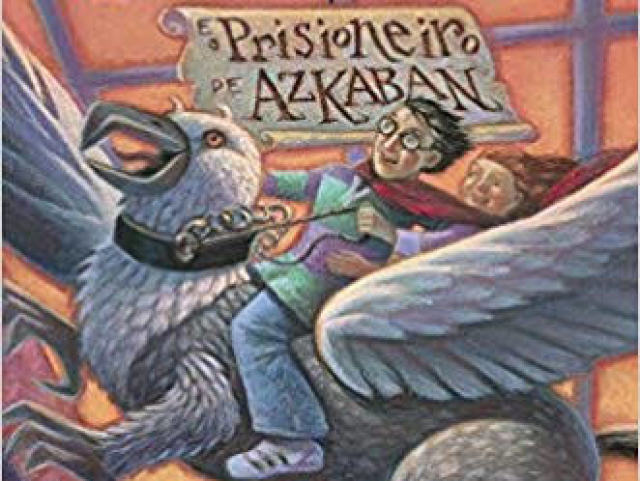 Prisioneiro de Azkaban (o terceiro)... somos apresentados ao Padrinho do Harry, aos melhores amigos do pai do Harry, descobrimos que o mundo mágico tem uma prisão... sem mais