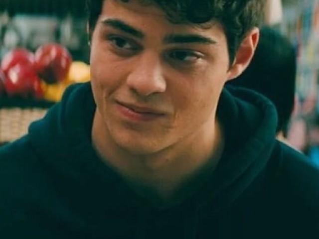 Ou Noah Centineo do filme P.T.G.Q.J.A