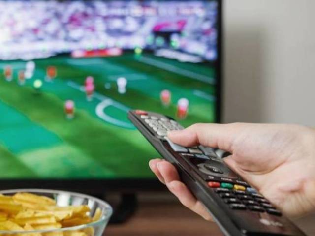 Assistir a algum esporte na tv