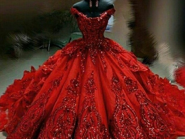 👑