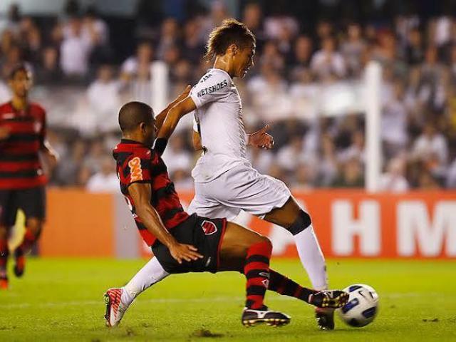 Neymar x Flamengo 2011