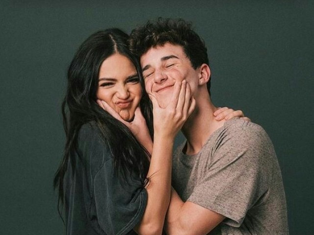 Monte sua vida com o crush!