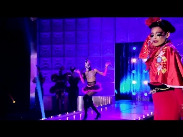 Greedy - Valentina vs. Nina Bonina Brown