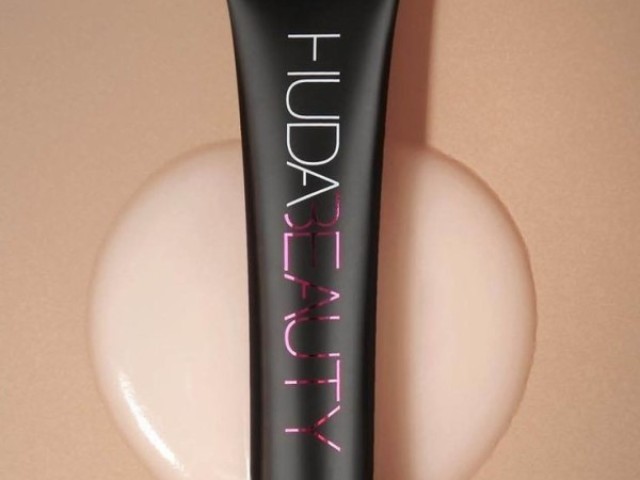 Huda Beauty.