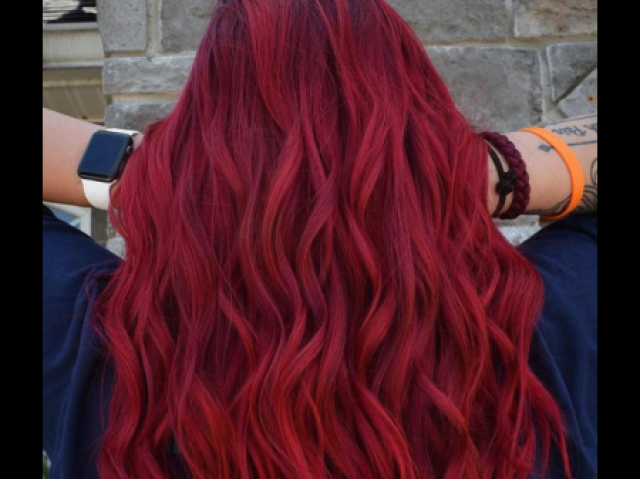 Pintaria todo o cabelo de vermelho