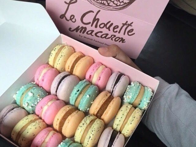 Macarons.