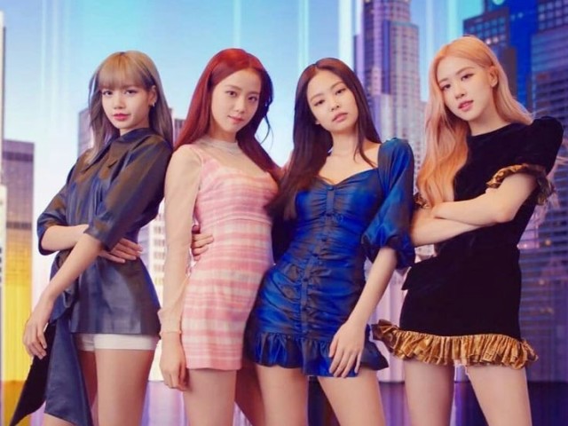 Óbvio que é o BLACKPINK!