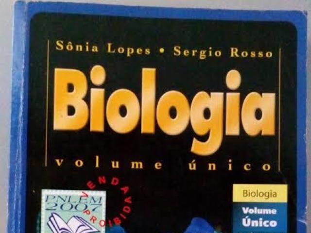 Um livro de BIOLOGIA