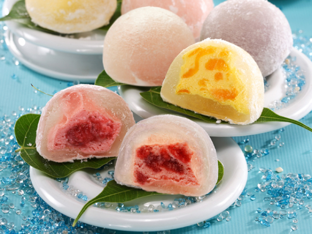 Um mochi (Nota: essa história se passa pelo Japão)