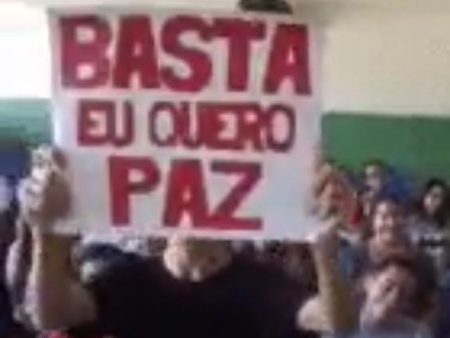 20mim pensando no que coloca mas no fim saiu esse lixo de quiz mas importante é que eu te amo