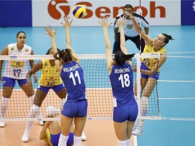 jogar volei