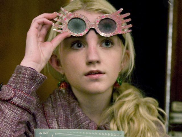 Luna Lovegood, a perdida no mundo, mas sempre com estilo