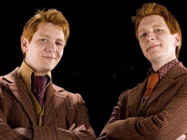 Fred ou George Weasley, sempre no meio da bagunça